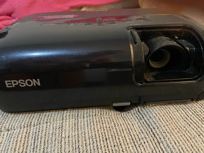 Projetor Epson PowerLite S6+
