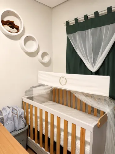 Kit berço e guarda roupa acompanha colchão novo ( levo até sua residencia sem taxa )