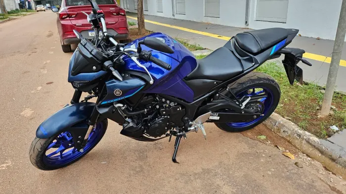 moto muito nova pouco rodada