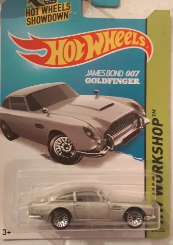 Carrinho da hot wheels ASTON MARTIN DB5 JAMES BOND 007