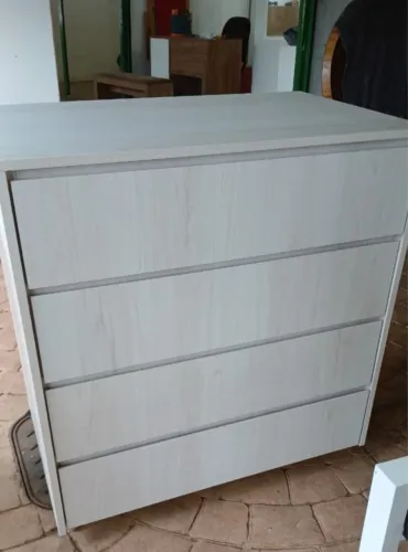 CÔMODA NOVA 100% MDF - 4 GAVETAS