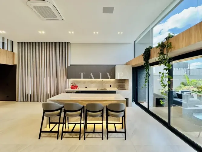 Casa com Porteira fechada no condomínio Sun Lake - Londrina, PR