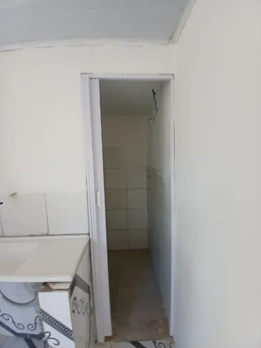 Vende kitinete na Ribeira