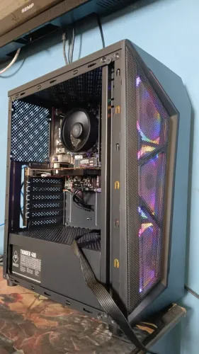 CPU AMD Ryzen 5 1600x 8gb ddr4 ssd nvme 128gb R5 230 2gb fonte 400w 80 plus aceito cartão