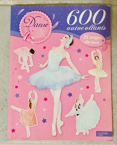 Incrível Livro Bailarina c/ 600 Adesivos. Francês