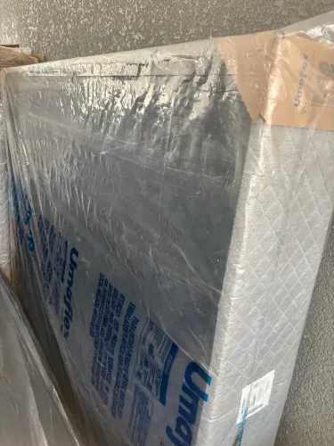 Vendo base Box casal nova