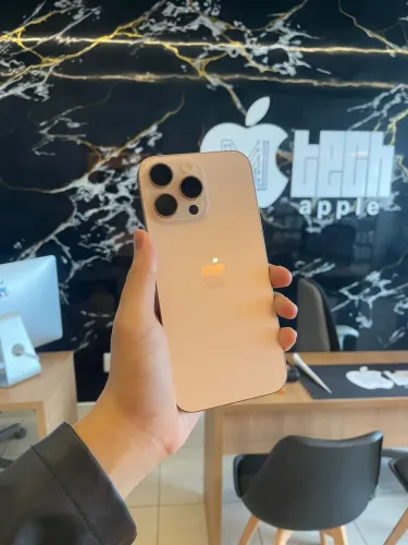 iPhone 16 pro 256GB DESERT LINDO