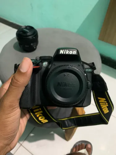 NIKON D5300