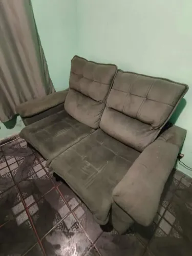 Sofá semi novo