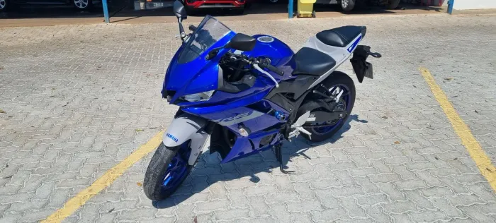 Yamaha R3