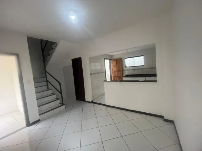 Casa em Condomínio para Venda em Lauro de Freitas, Centro, 2 dormitórios, 2 suítes, 3 banh
