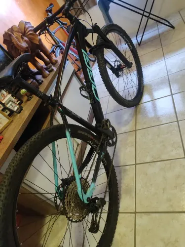 Vendo Oggi 7.4 2023 estado de nova 