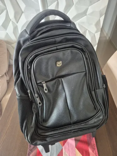 Mochila Executiva YEPP com Rodinhas - Preta