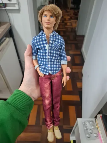 Boneco ken fashionista 2012
