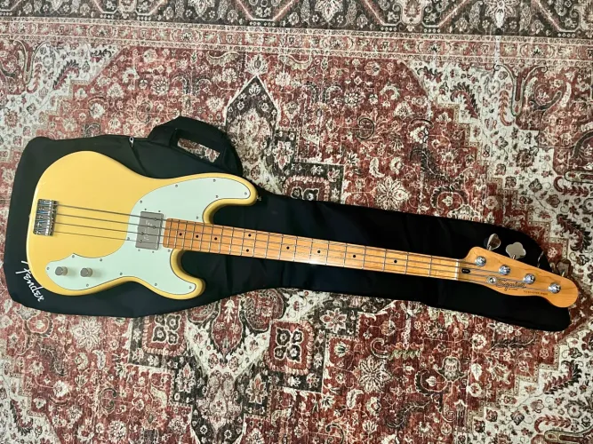 Baixo Squier by Fender Classic Vibe Telecaster