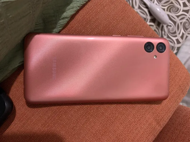 Samsung Galaxy A04e - Bateria de 5000mAh - Android 14 (Muito Conservado)