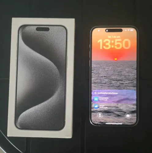 IPHONE 15 PRO MAX - EM PERFEITO ESTADO