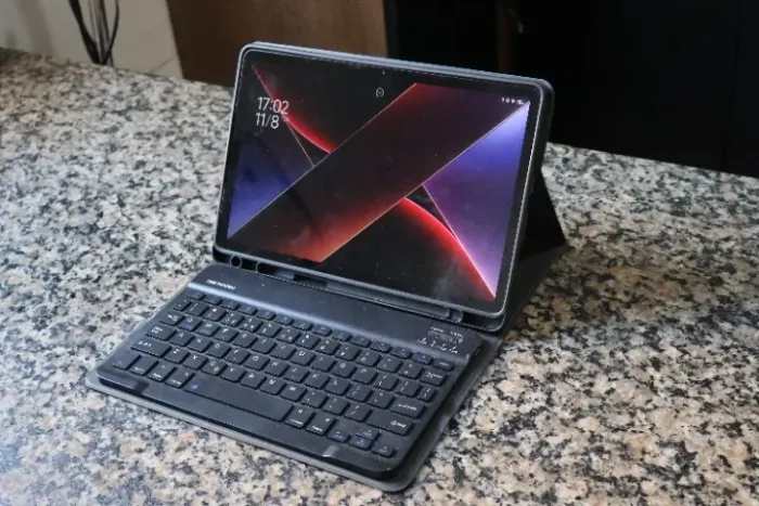 Redmi Pad 2 8/256GB c/ capa, mouse e teclado.