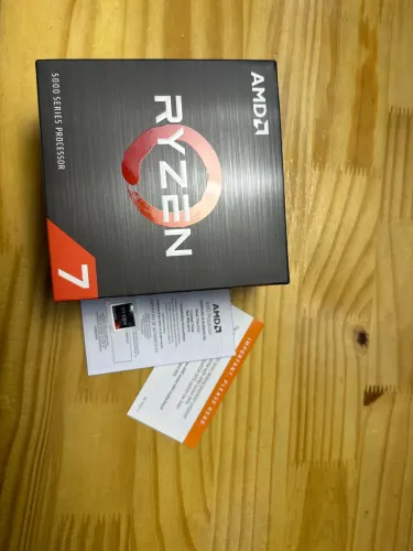 Caixa do Ryzen 5700x VAZIA