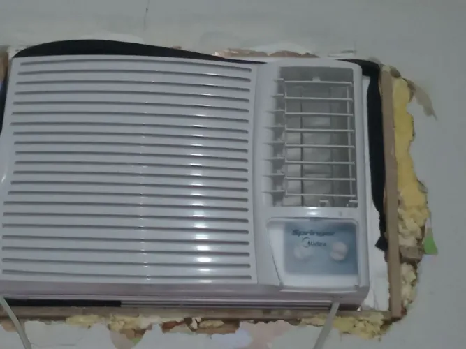 Ar condicionado Janela - Manual - Springer Minha - 12.000 BTUs - Frio 127V Monofásico