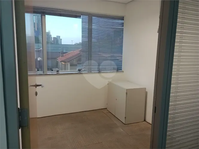 Salas à venda em Paraíso - SP