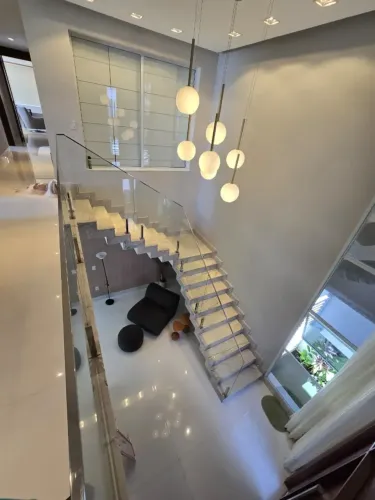 Linda casa  com 395m², construida em dois lotes à venda no Cond. Sunset Boulevard 1 - Nata