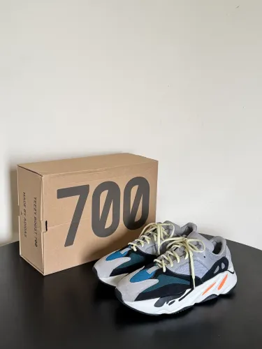 Adidas Yeezy Wave Runner