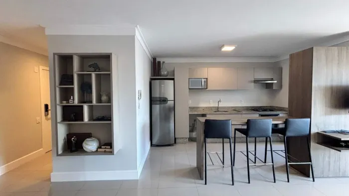 Apartamento à venda, 3 quartos, 3 suítes, 2 vagas, Centro - Florianópolis/SC