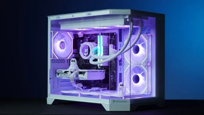 PC Gamer - Ryzen 7 5700X + RTX 5060 8GB