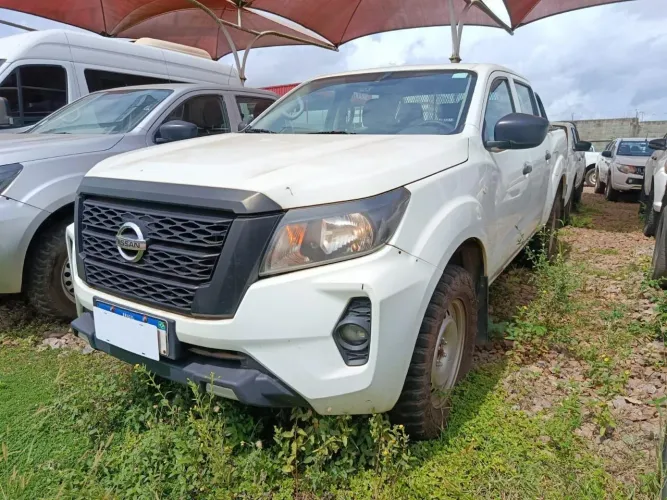 Nissan Frontier S CD 4X4 2.3 TB Diesel Mec. 2023