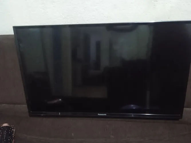 Vendo essa tv pra retirada de pessas