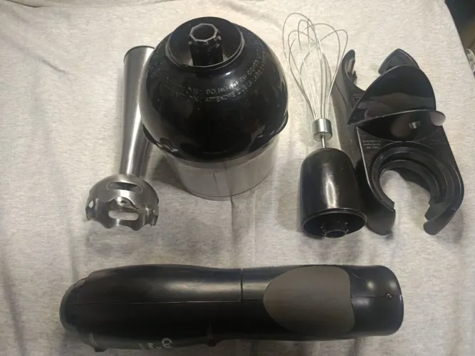 Mixer de mão cuisinart. Leia