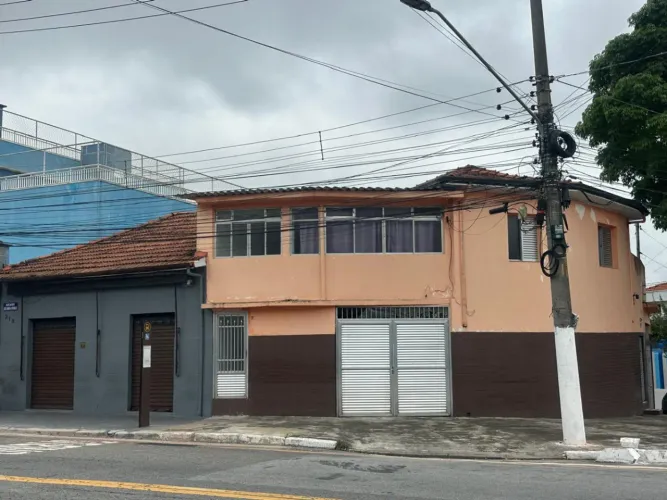 Sobrado para venda em Jardim Maria Estela com 3 quartos , 215m²