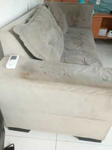 Sofa 2/3 lugares conservado Bege