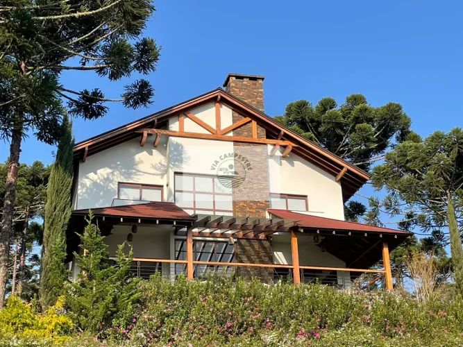 Casa de Campo no Condominio Trilha dos Carroções, 4 suítes, com uma vista espetacular, alt