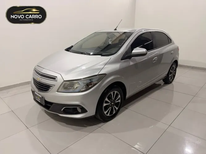 Chevrolet Onix Hatch LTZ 1.4 8V Flex Aut. 4P 2015