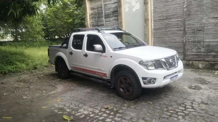Nissan Frontier SE Attack CD 4X2 2.5 TB Diesel 2013