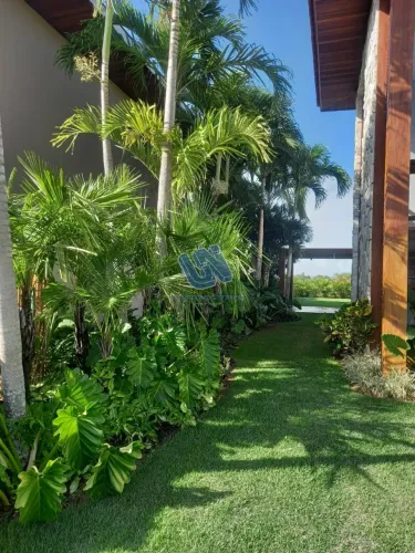 Casa em Condominio Praia Bella com 6 suites com 531m² em Praia do Forte.