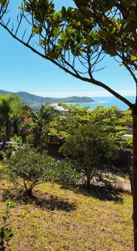 Terreno com vista para o mar, Garopaba-SC, bairro Silveira, 1.058m² de área pronta para co