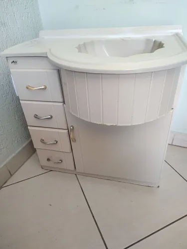 Gabinete de banheiro