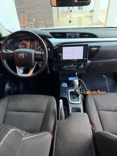 Toyota Hilux CD SR 4X4 2.8 TDI Diesel Aut. 2023
