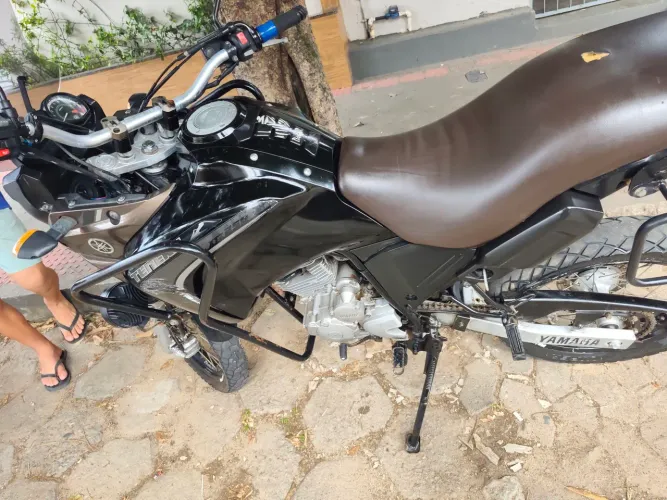 Vendo ou troco por PCX Ténéré 250cc