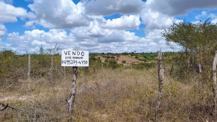 Terreno 10x26 no Olhos D'Água das Moças (Estrada da Matinha)