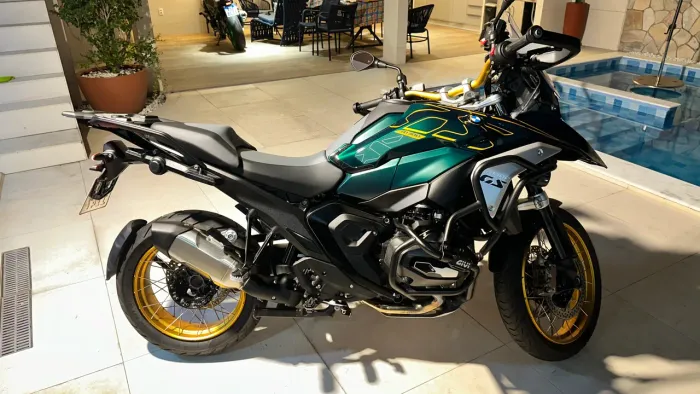 BMW R1300 GS Impecável 
