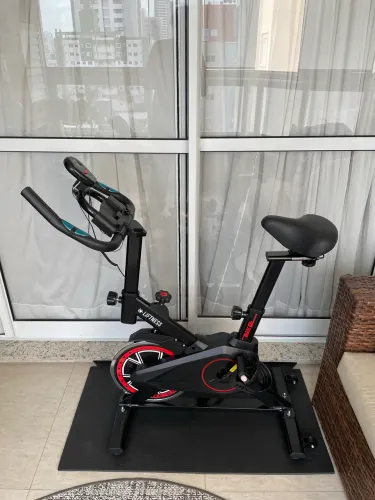 Barbada! Bicicleta ergométrica novinha! Usada apenas uma vez!!!