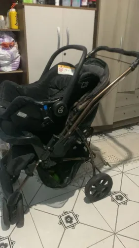 CARRINHO DE BEBÊ e BEBÊ CONFORTO GALZERANO 