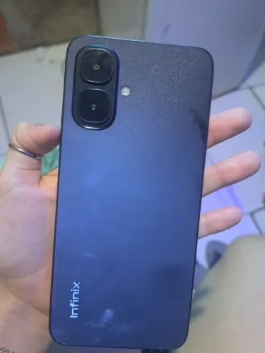 Vendo ou troco infinix novo