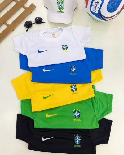 Blusa e Conjunto Nike do Brasil