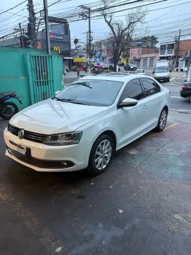 Volkswagen Jetta Comfortline 2.0 T.flex 8V 4P Tipt. 2014