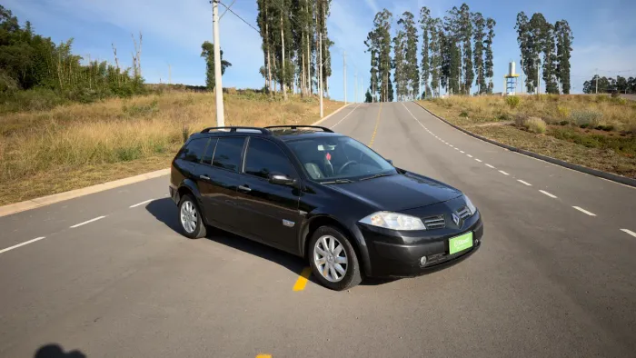Renault Megane Grand Tour Dynam. Hi-flex 1.6 16V 2011